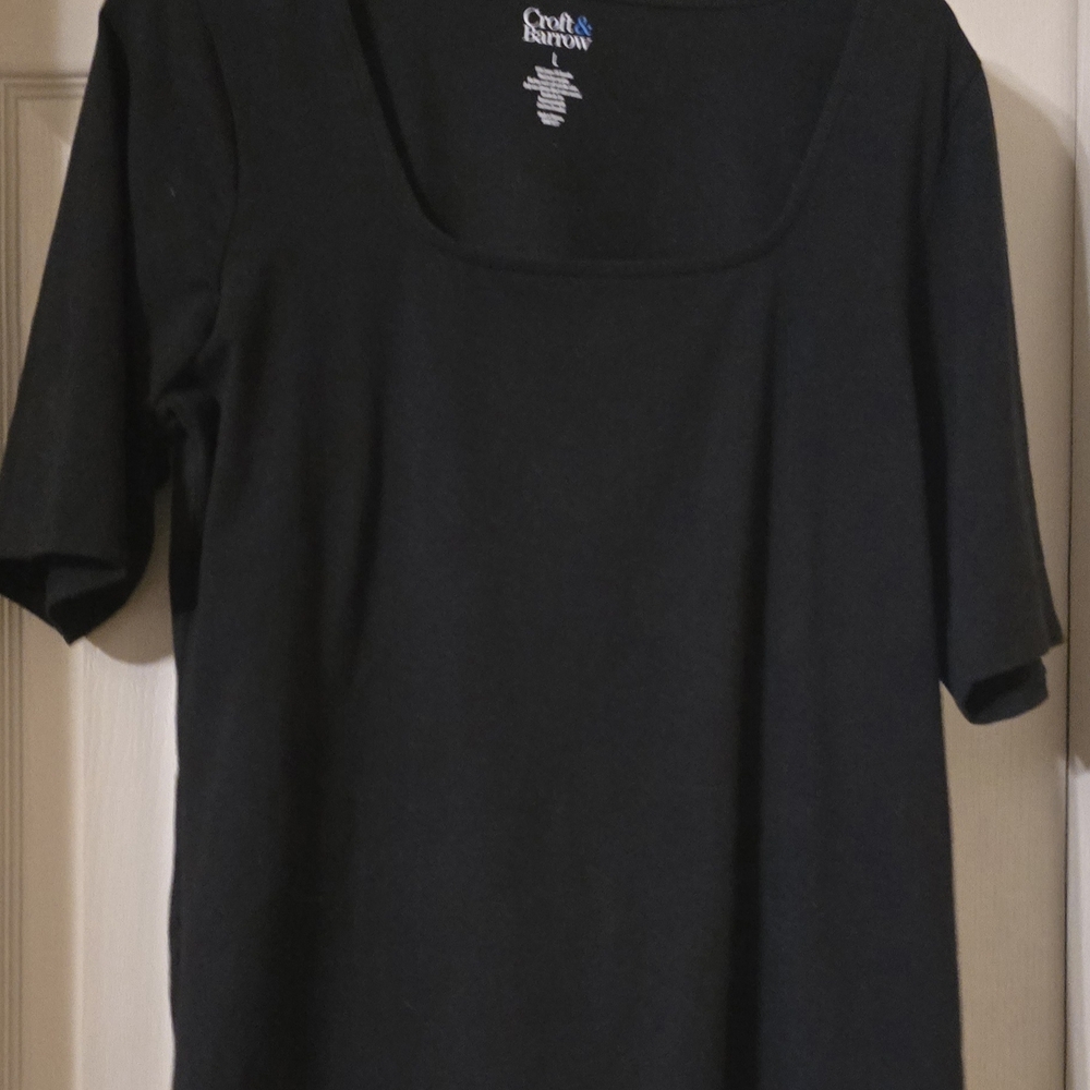 2 Croft & Barrow Women's  Tops (White and Black)